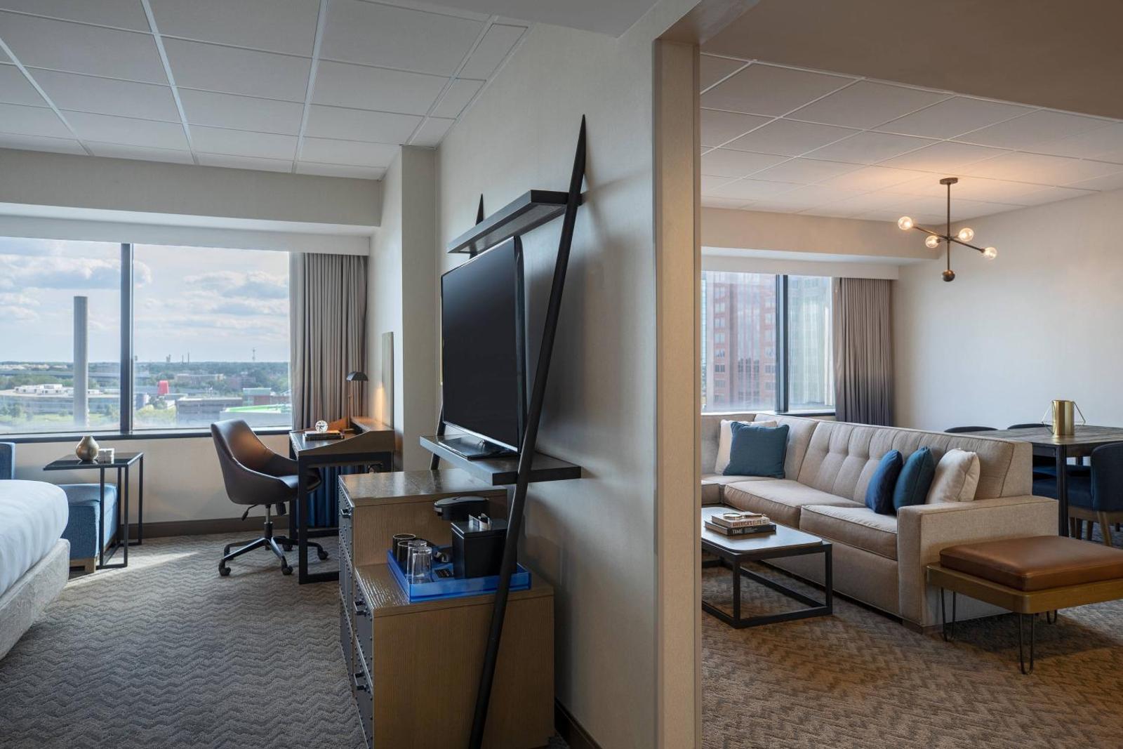 Renaissance Toledo Downtown Hotel Main image 2